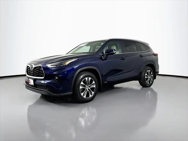 2025 Toyota Highlander Hybrid XLE