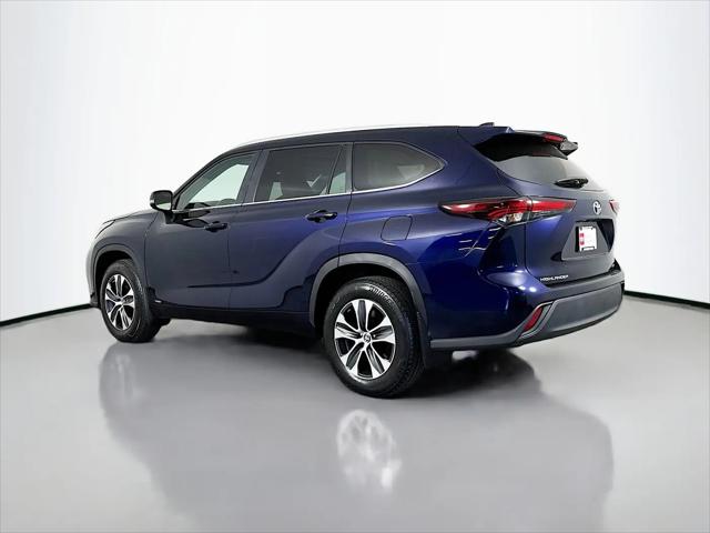 2025 Toyota Highlander Hybrid XLE