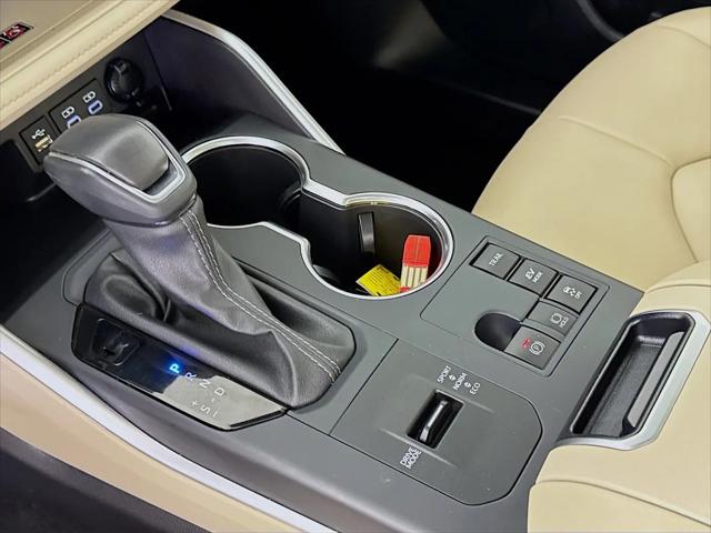 2025 Toyota Highlander Hybrid XLE