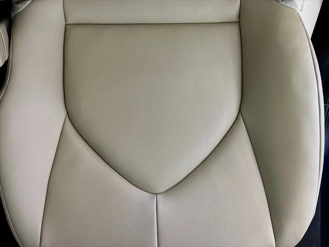 2025 Toyota Highlander Hybrid XLE