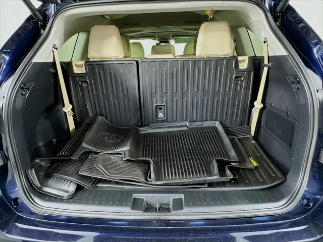2025 Toyota Highlander Hybrid XLE