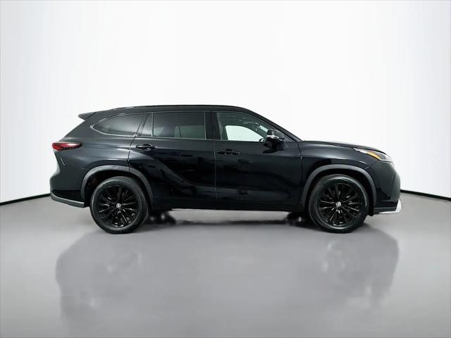 2025 Toyota Highlander XSE