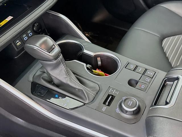2025 Toyota Highlander XSE
