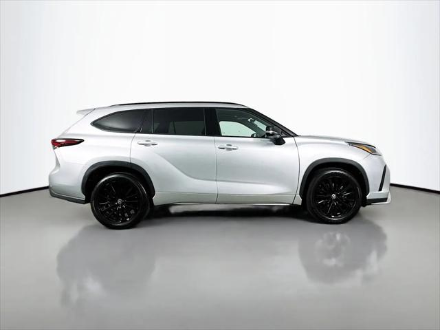 2025 Toyota Highlander XSE