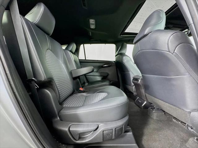 2025 Toyota Highlander XSE