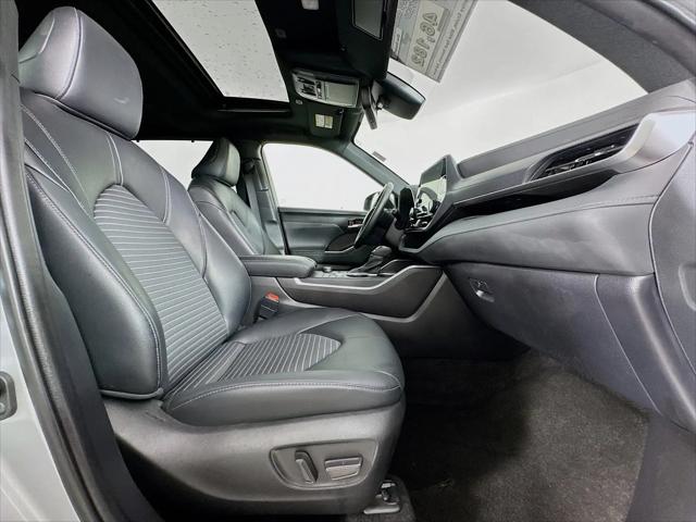 2025 Toyota Highlander XSE