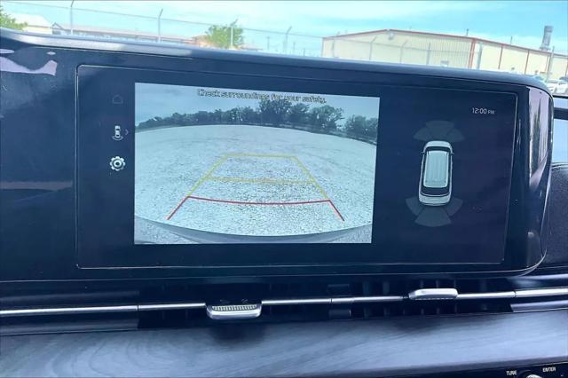 2022 Kia Carnival MPV EX