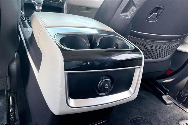 2022 Kia Carnival MPV EX