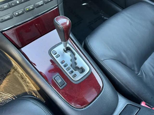 2004 Lexus ES 330 ES 330