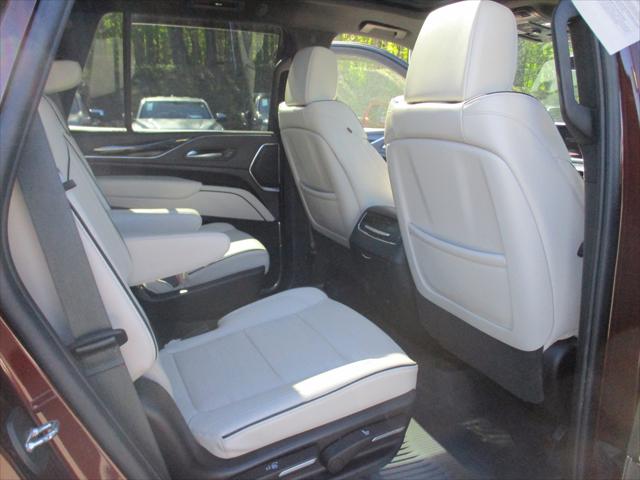 2023 Cadillac Escalade 4WD Sport