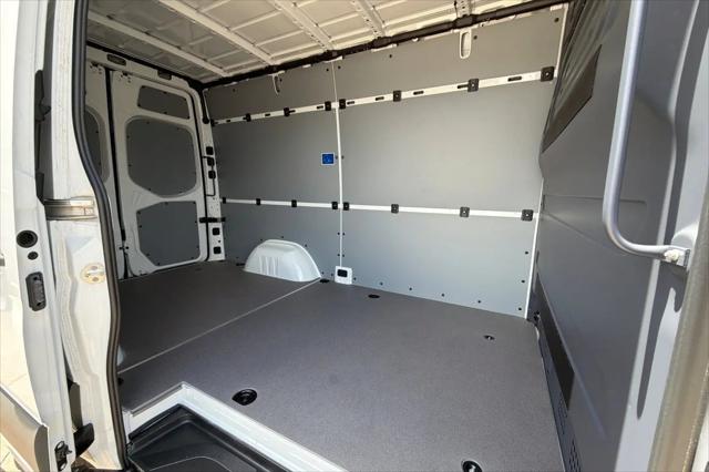 2025 Mercedes-Benz Sprinter 2500 Standard Roof 4-Cyl Diesel HO