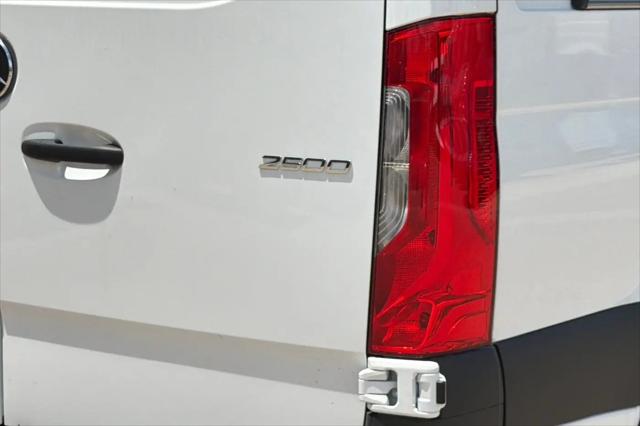 2025 Mercedes-Benz Sprinter 2500 Standard Roof 4-Cyl Diesel HO