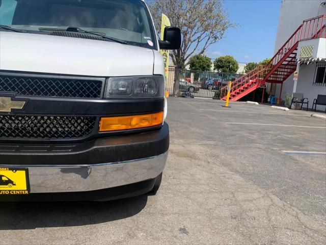 2022 Chevrolet Express Cargo Van RWD 3500 Regular Wheelbase WT