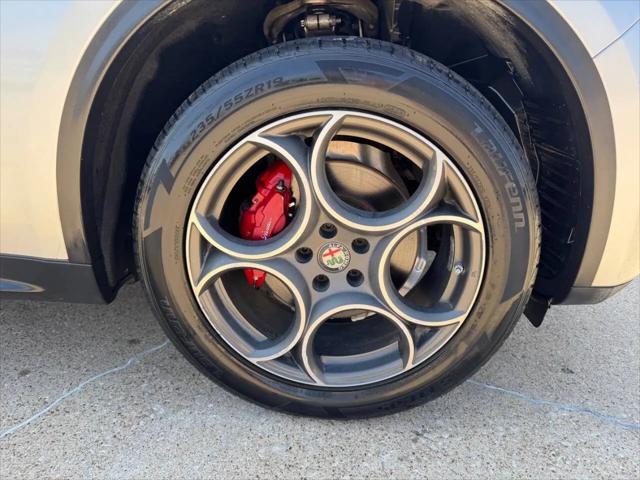 2019 Alfa Romeo Stelvio Sport RWD