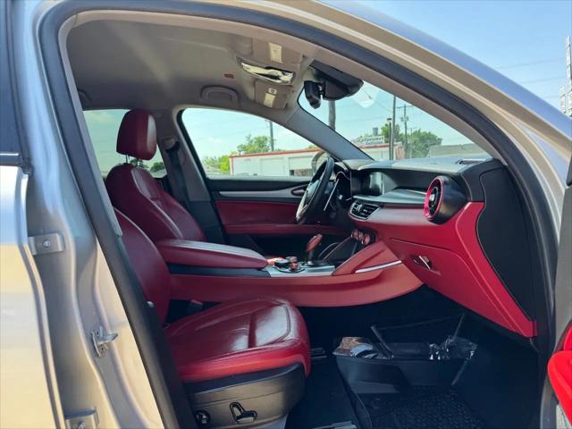 2019 Alfa Romeo Stelvio Sport RWD