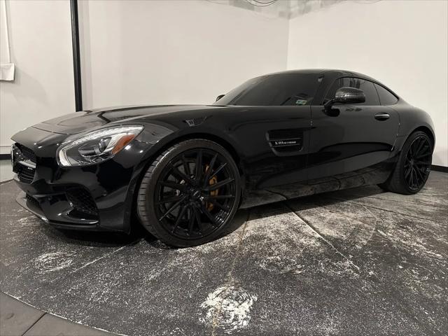 2017 Mercedes-Benz AMG GT Standard