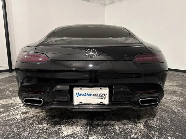 2017 Mercedes-Benz AMG GT Standard