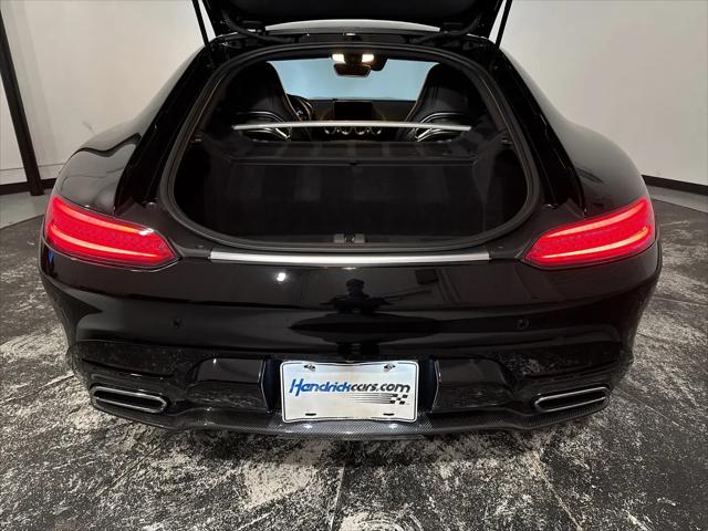 2017 Mercedes-Benz AMG GT Standard