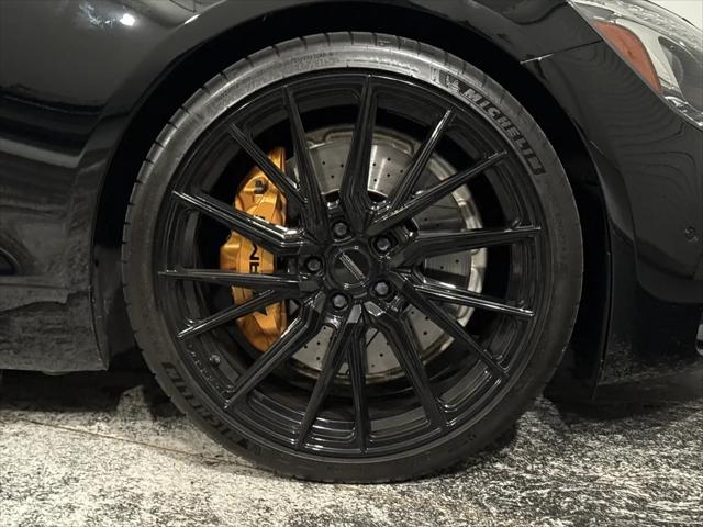 2017 Mercedes-Benz AMG GT Standard