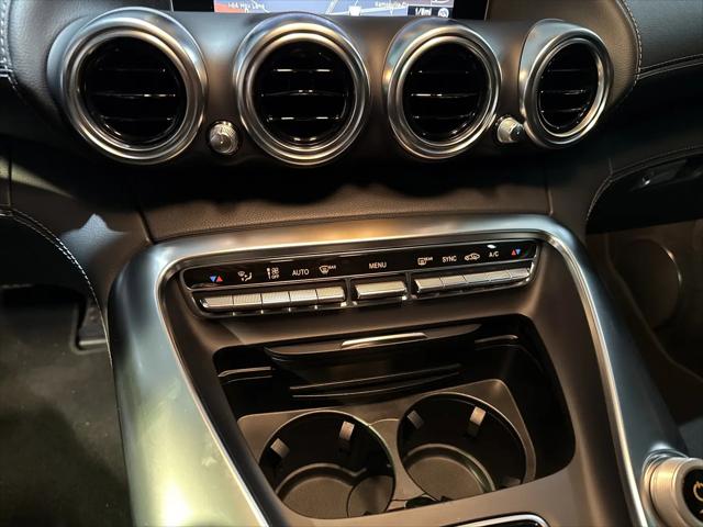 2017 Mercedes-Benz AMG GT Standard