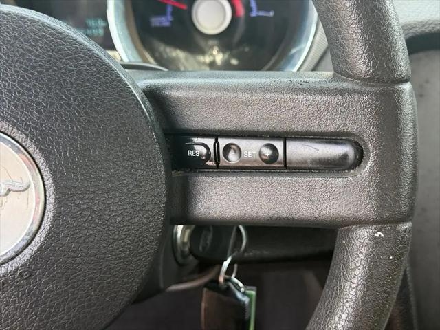 2010 Ford Mustang V6