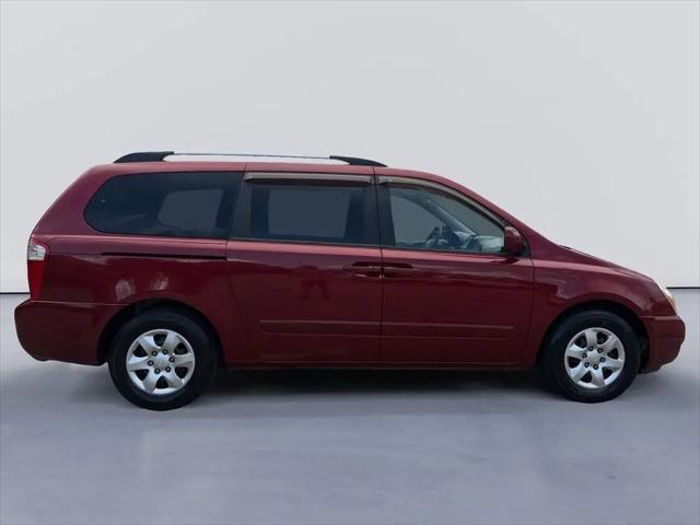 2009 Kia Sedona LX