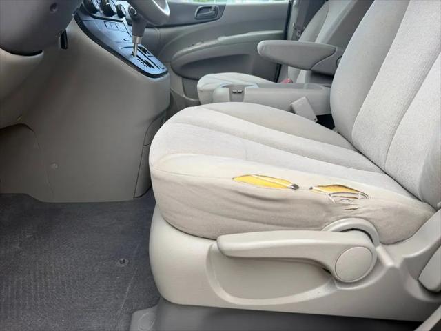 2009 Kia Sedona LX