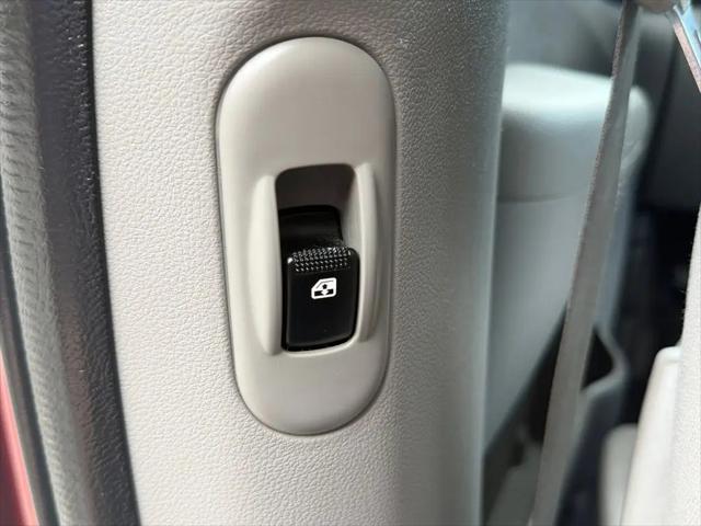 2009 Kia Sedona LX