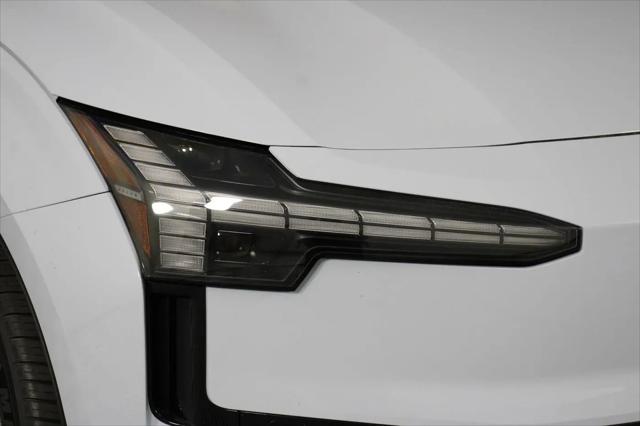 2026 Volvo EX30 Plus Twin Motor Performance, Fully electric