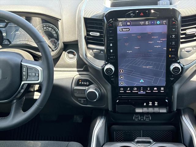 2025 Ram 1500 Big Horn Crew Cab 4x2 5'7" Box
