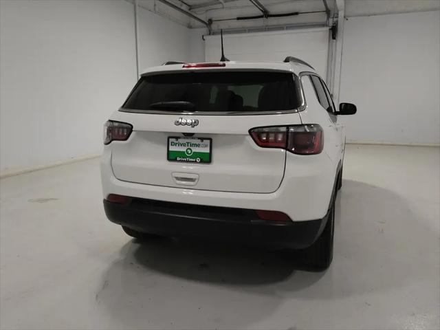 2022 Jeep Compass Latitude FWD