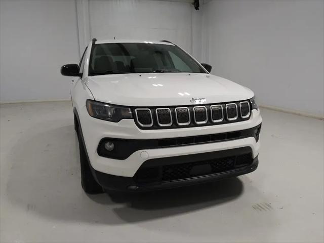 2022 Jeep Compass Latitude FWD