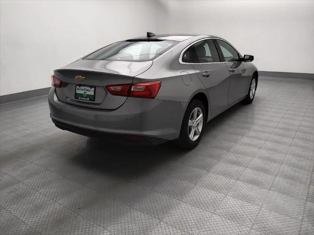 2025 Chevrolet Malibu FWD LS