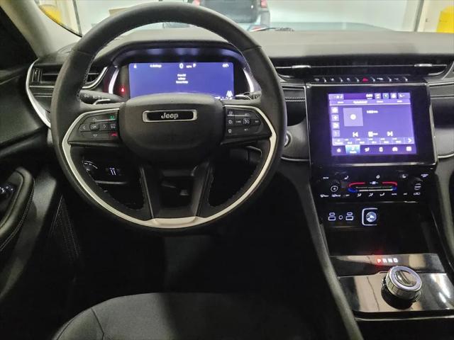 2023 Jeep Grand Cherokee Laredo 4x4