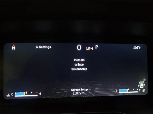 2023 Jeep Grand Cherokee Laredo 4x4