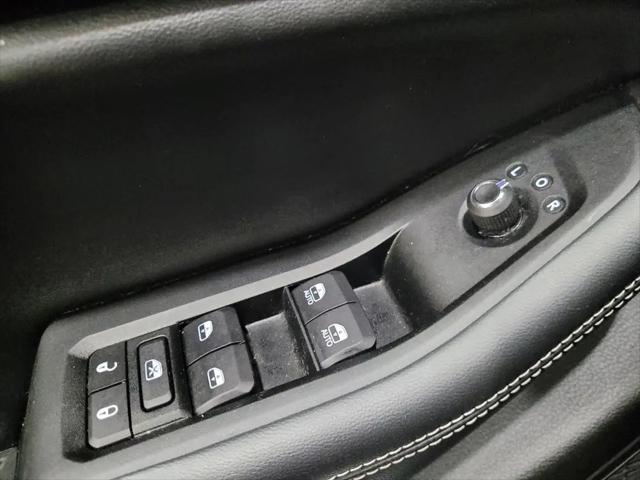 2023 Jeep Grand Cherokee Laredo 4x4