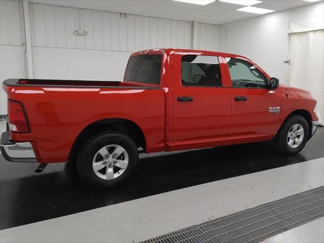 2022 Ram 1500 Classic SLT Crew Cab 4x2 5'7" Box