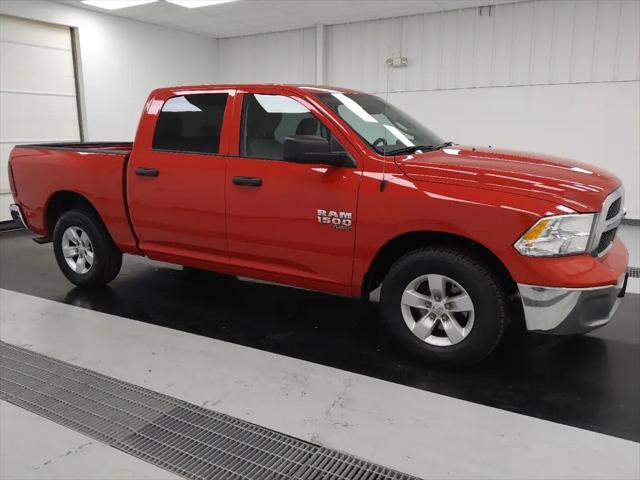 2022 Ram 1500 Classic SLT Crew Cab 4x2 5'7" Box