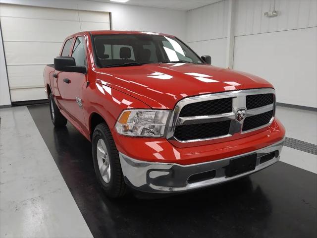 2022 Ram 1500 Classic SLT Crew Cab 4x2 5'7" Box