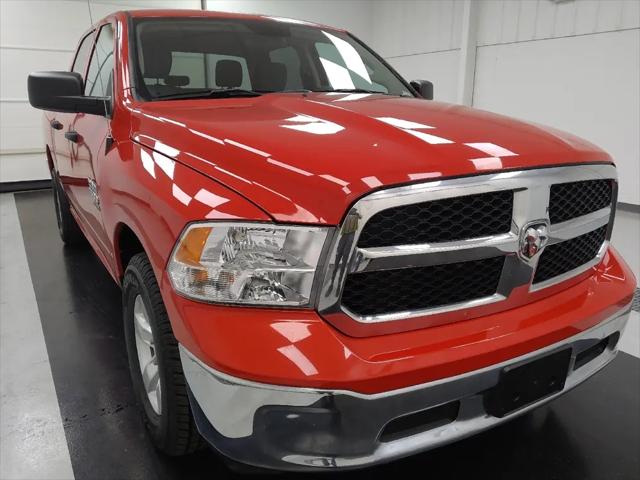 2022 Ram 1500 Classic SLT Crew Cab 4x2 5'7" Box