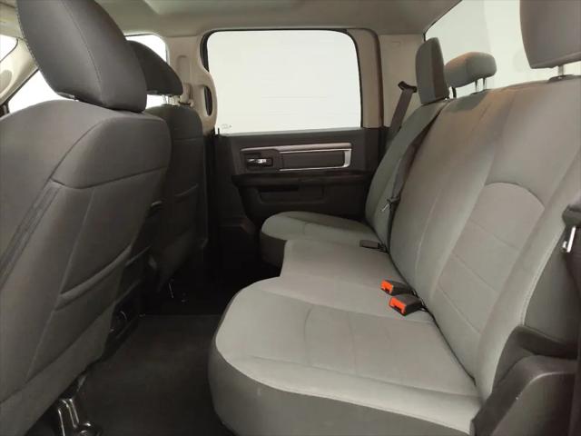 2022 Ram 1500 Classic SLT Crew Cab 4x2 5'7" Box