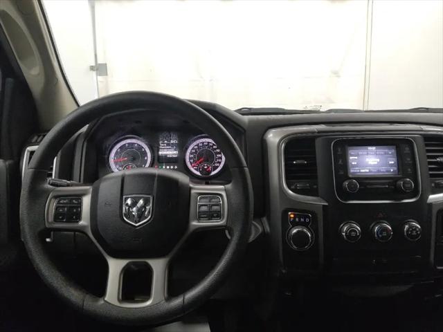 2022 Ram 1500 Classic SLT Crew Cab 4x2 5'7" Box
