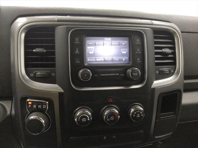 2022 Ram 1500 Classic SLT Crew Cab 4x2 5'7" Box