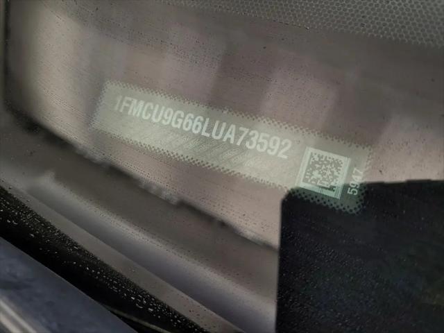 2020 Ford Escape SE
