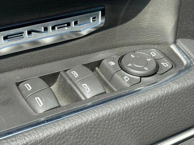 2025 GMC Sierra 1500 4WD Crew Cab Short Box Denali