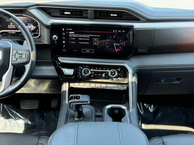 2025 GMC Sierra 1500 4WD Crew Cab Short Box Denali