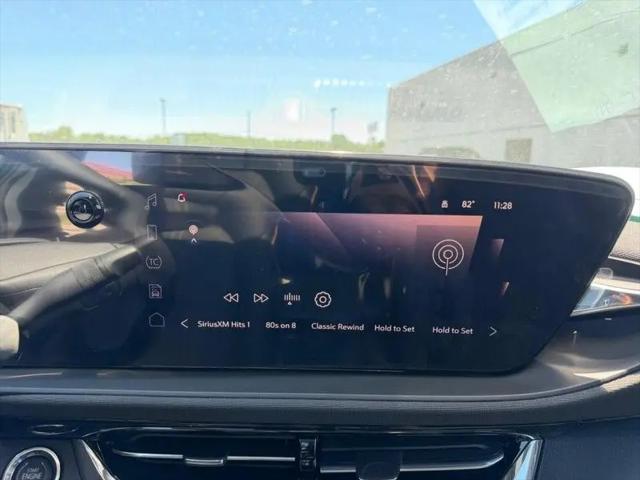 2026 Buick NV Avenir FWD