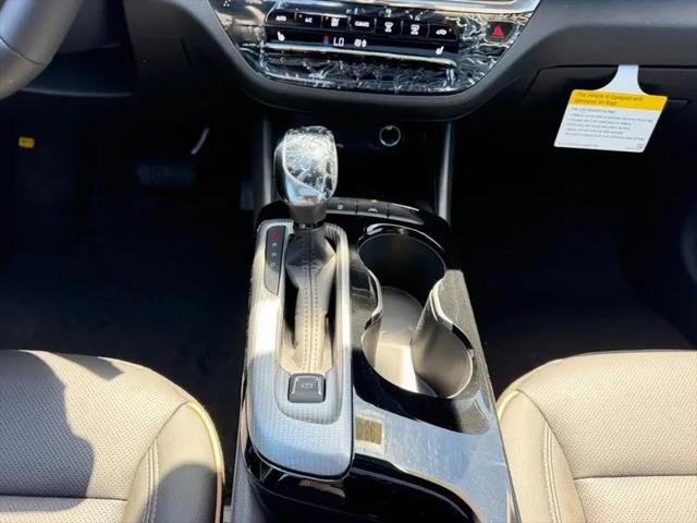 2026 Buick NV Avenir FWD