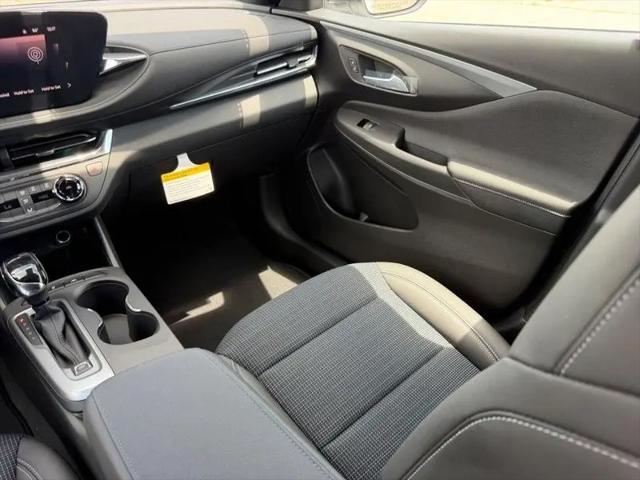 2026 Buick NV Preferred FWD