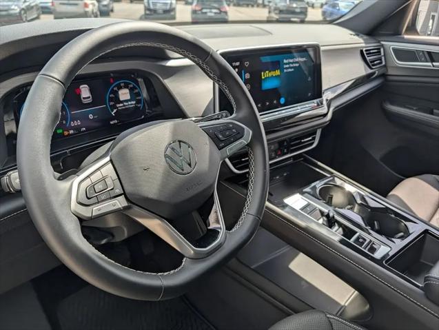 2026 Volkswagen Atlas Cross Sport SE with Technology